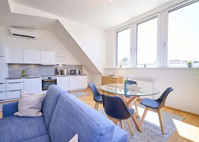 Apartment Klimatisiertes Dachgeschoss Metro Naehe Vienna