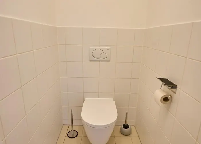 Klimatisiertes Dachgeschoss Metro Naehe Apartment Vienna